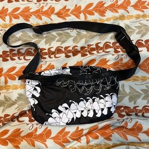 Aloha Collection fanny pack